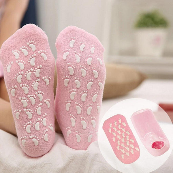 Gel socks for moisturizing feet.